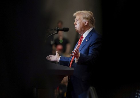 Ayova ştatında keçirilən ilkin seçkilərdə Tramp liderdir