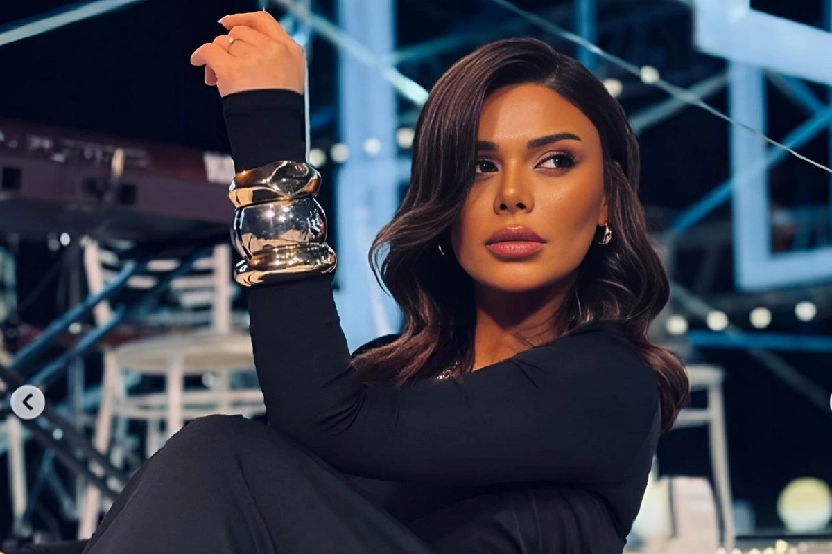 Aysun İsmayılova ilk dəfə qızı Sevgi ilə fotosunu paylaşdı