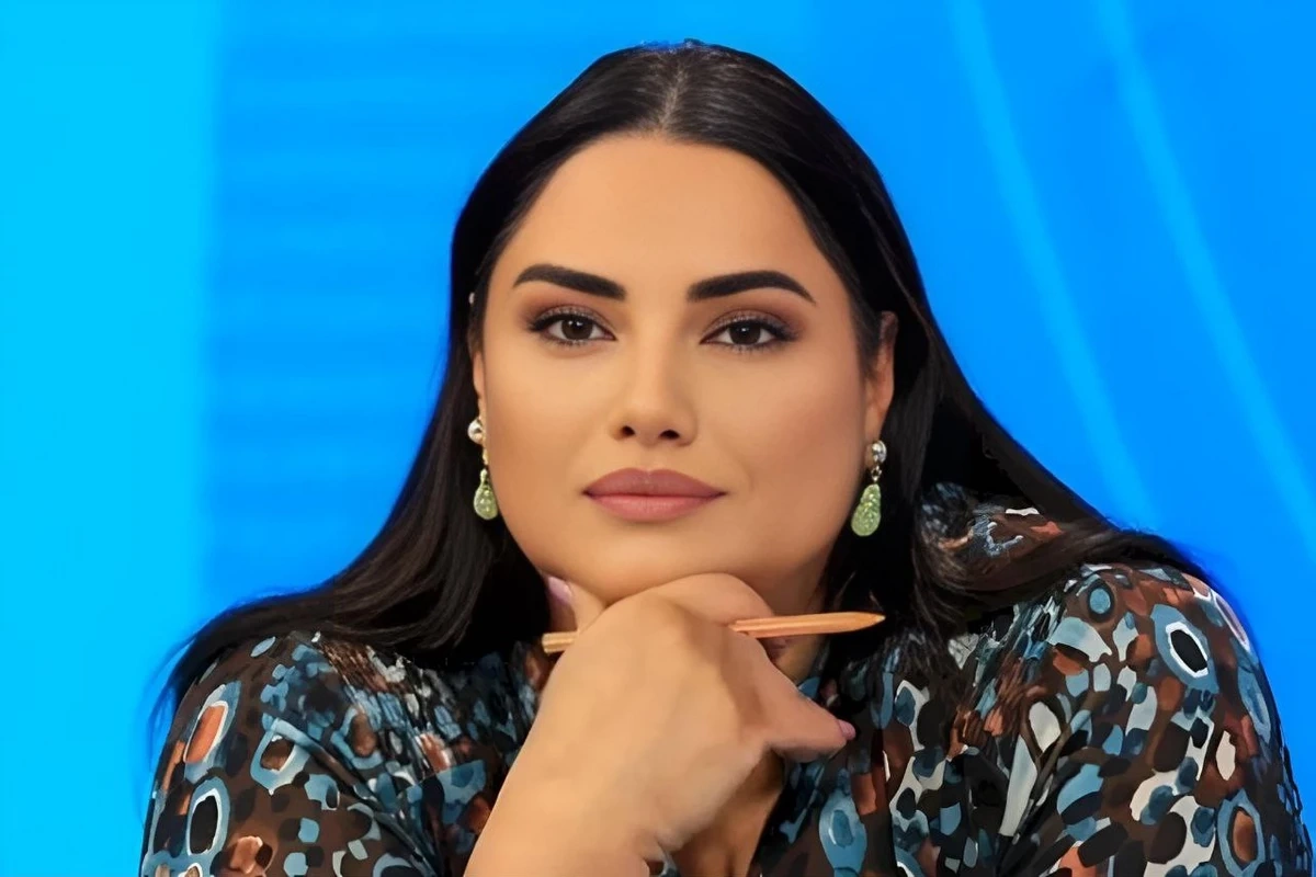 Aytən Səfərova: Arıqlasam lap qəşəng olacağam Aytən Səfərova: Arıqlasam lap qəşəng olacağam