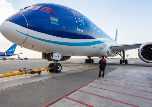 AZAL-ın Bakı-Moskva reysi gecikir