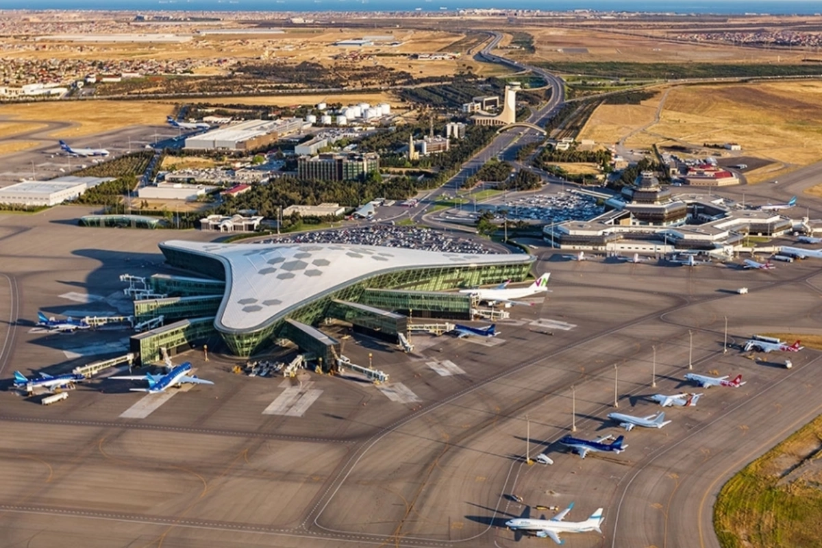 AZAL yeni təyyarələr alıb - Bu tarixə qədər təhvil veriləcək