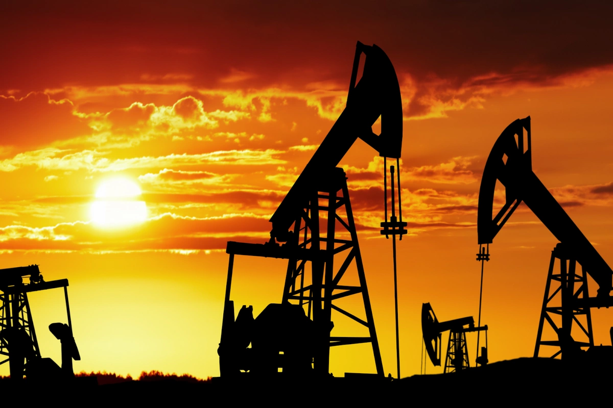 Azərbaycan neftinin qiyməti 70 dollardan aşağı düşüb