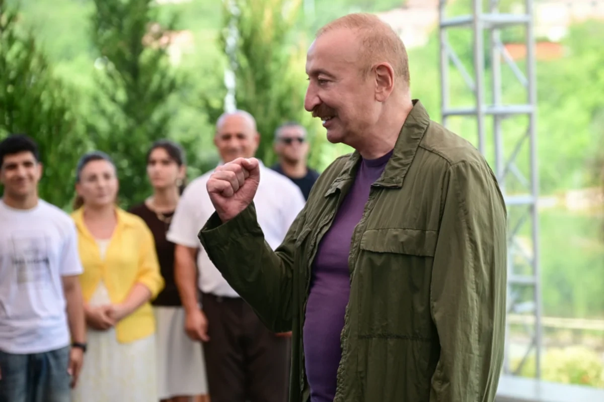 Azərbaycan Prezidenti: Dövlətimiz güclüdür, Ordumuz güclüdür, iradəmiz yerindədir Azərbaycan Prezidenti: Dövlətimiz güclüdür, Ordumuz güclüdür, iradəmiz yerindədir