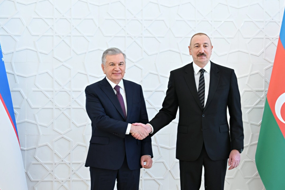 Azərbaycan Prezidenti Özbəkistan dövlət başçısını təbrik edib