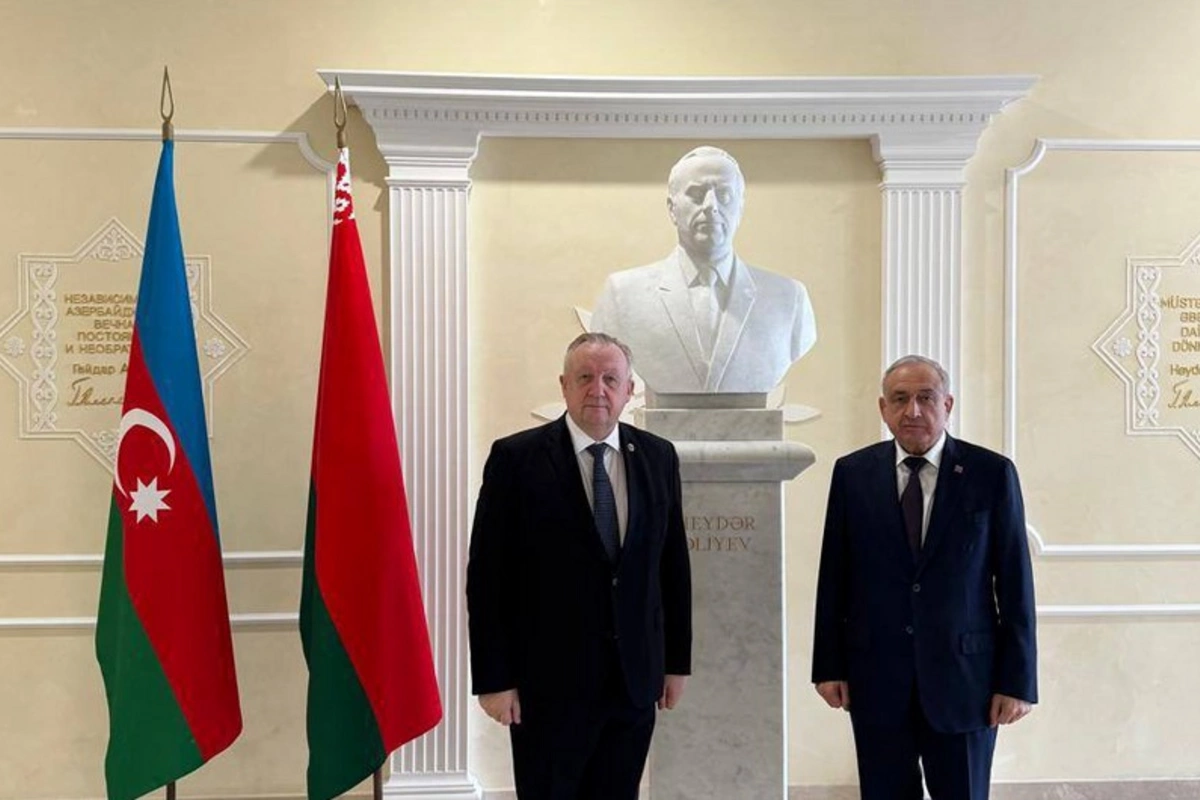 Azərbaycan səfiri Belarusun Ticarət-Sənaye Palatasının sədri ilə görüşüb