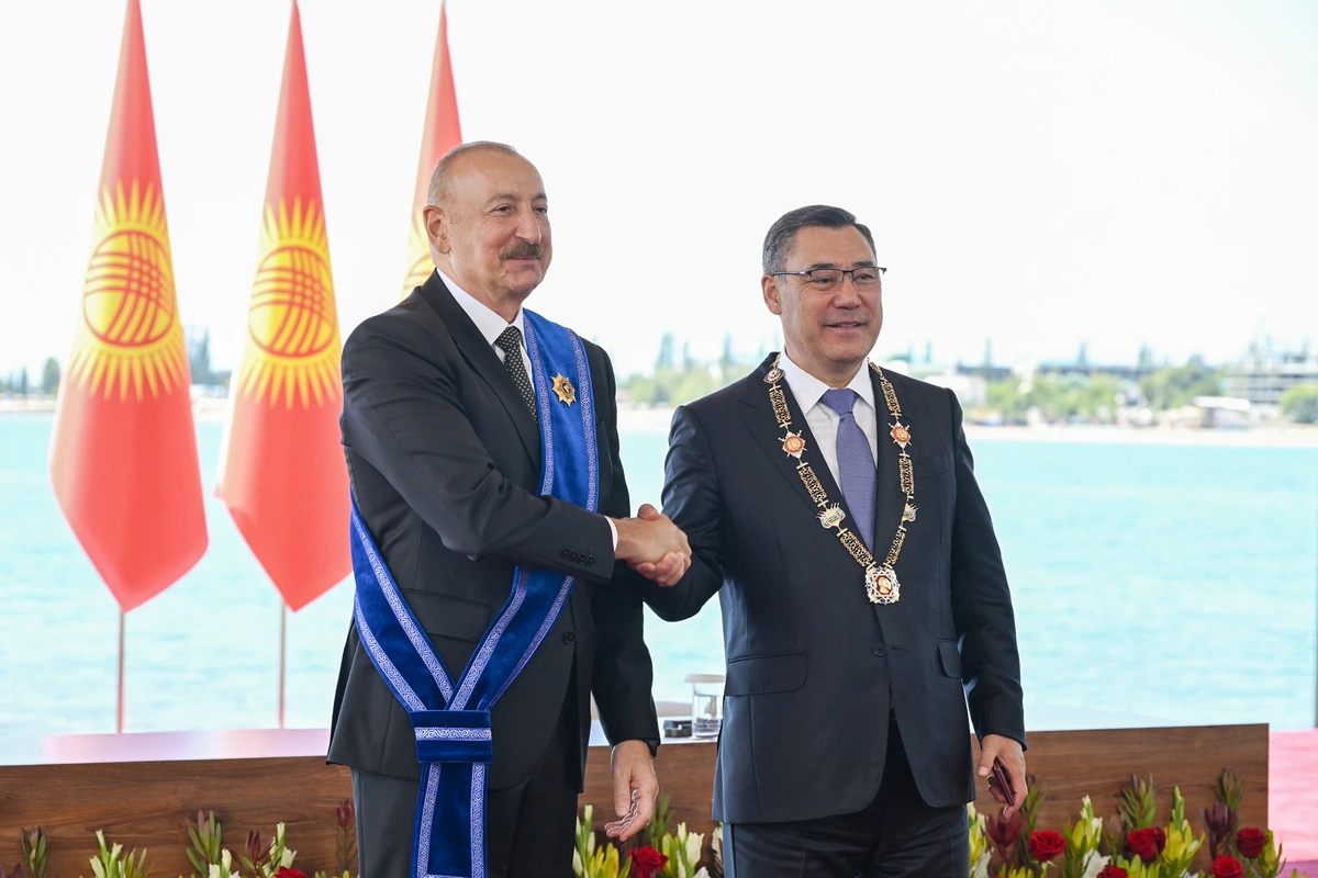 Azərbaycan və Qırğızıstan prezidentlərinin təltifolunma mərasimi keçirilib