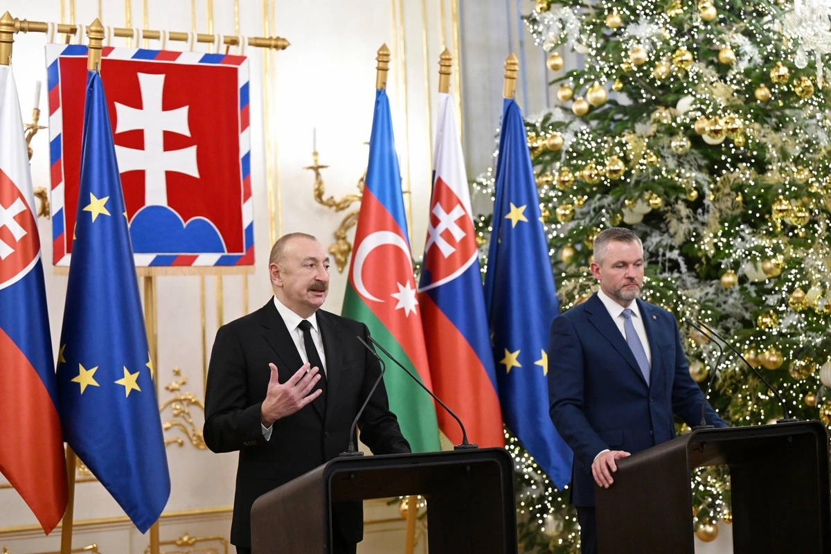 Azərbaycan və Slovakiya prezidentləri mətbuata bəyanatlarla çıxış ediblər