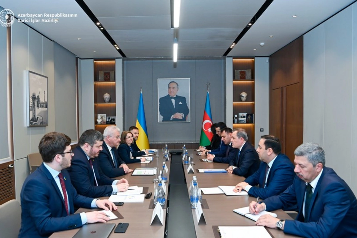 Azərbaycan və Ukraynanın xarici işlər nazirləri Bakıda görüşüblər