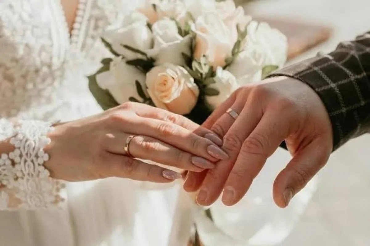 Azərbaycan vətəndaşlarının əcnəbilərlə nikahları niyə pozulur?