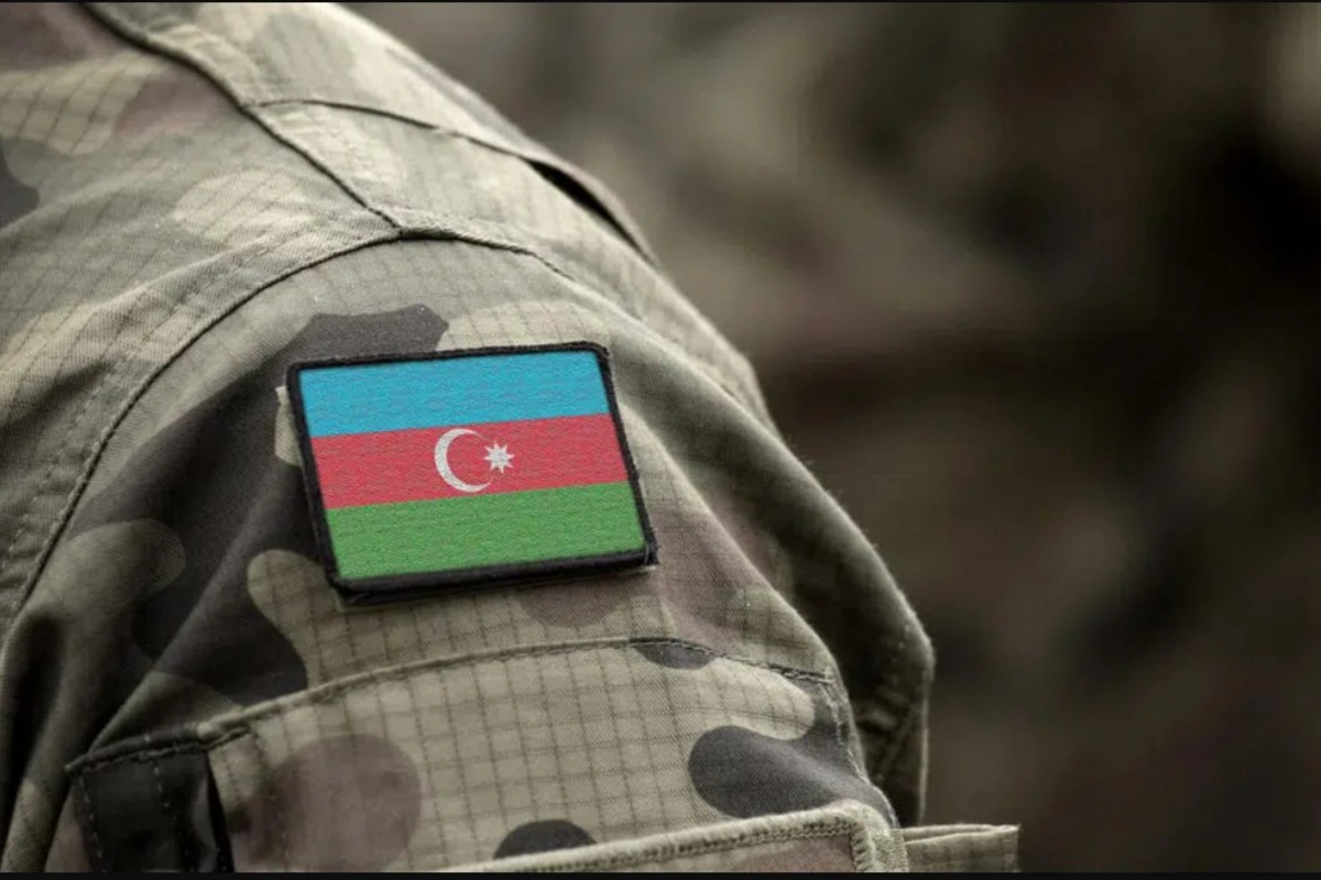 Azərbaycanda bu şəxslərin həqiqi hərbi xidmət müddəti artırılır