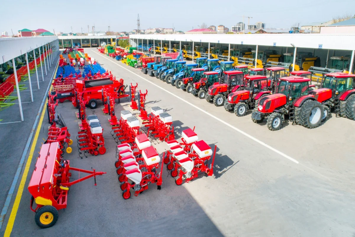 Azərbaycanda traktor və digər aqrar texnikaların qeydiyyatı qaydası dəyişib Azərbaycanda traktor və digər aqrar texnikaların qeydiyyatı qaydası dəyişib