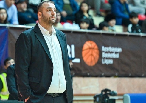 Azərbaycan basketbol millisinin baş məşqçisi: 