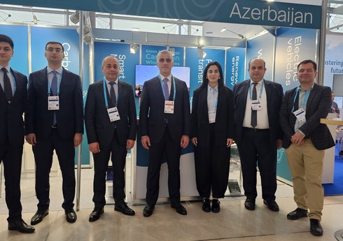 Azərbaycan Beynəlxalq Nəqliyyat Forumunun Sammitində iştirak edib