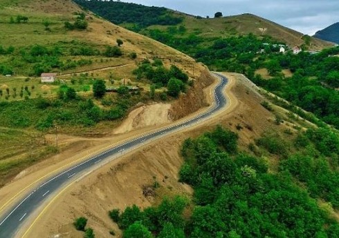 Azərbaycan erməni sakinlərin ehtiyaclarının qarşılanması üçün Ağdam-Xankəndi yolunu təklif edib