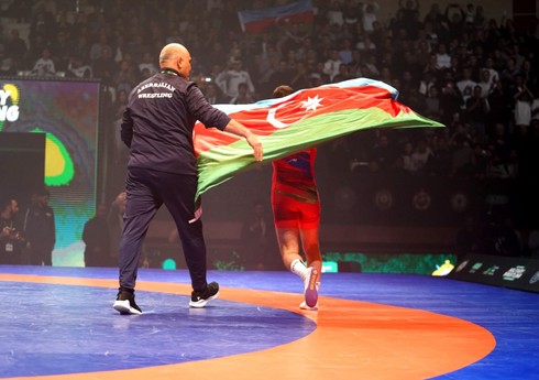Azərbaycan güləşçiləri Bakıdakı dünya çempionatını 21 medalla başa vurublar Azərbaycan güləşçiləri Bakıdakı dünya çempionatını 21 medalla başa vurublar