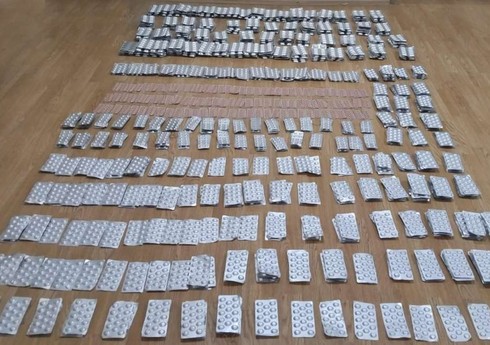 Azərbaycan gömrüyünə bəyan edilməyən dərman preparatları aşkarlanıb