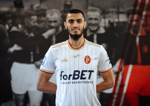 Azərbaycan millisinin futbolçusunun Polşa klubuna keçidi rəsmiləşib