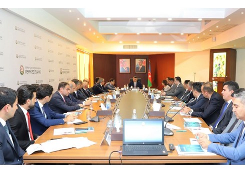 Azərbaycan Mərkəzi Bankında sığortalıların hüquqlarının qorunması müzakirə edilib Azərbaycan Mərkəzi Bankında sığortalıların hüquqlarının qorunması müzakirə edilib