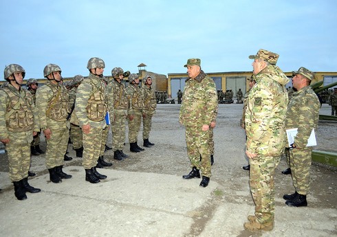 Azərbaycan Ordusunun Baş Qərargah rəisi hərbi hissələrin döyüş hazırlığını yoxlayıb
