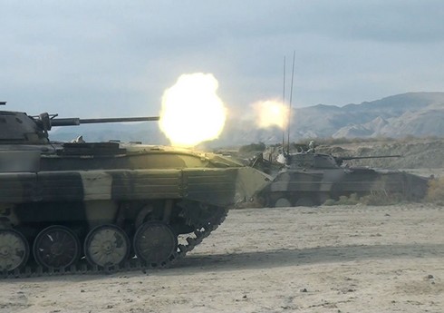 Azərbaycan Ordusunun Quru Qoşunlarında döyüş atışlı taktiki təlimlər keçirilib