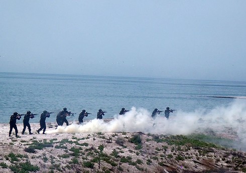 Azərbaycan Ordusunun Xəzərdəki təlimlərində terrorçuların zərərsizləşdirilməsi tapşırıqları icra edilib