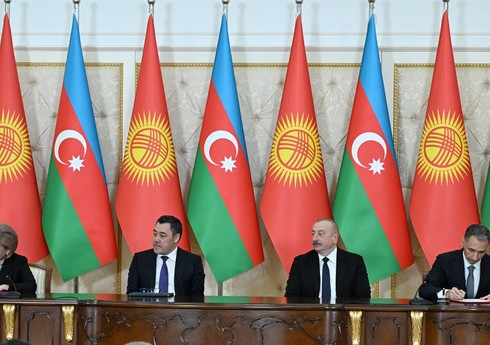 Azərbaycan Qırğızıstanın dövlət xidmətləri mərkəzlərini təkmilləşdirəcək