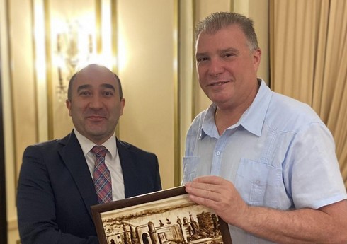 Azərbaycan səfiri Kubanın turizm naziri ilə əməkdaşlıq imkanlarını müzakirə edib