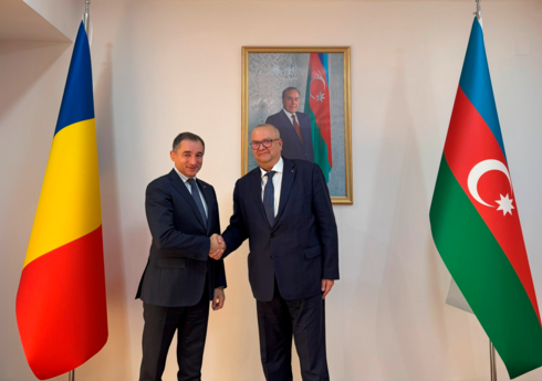 Azərbaycan səfiri Rumıniyanın beyin mərkəzinin rəhbəri ilə regiondakı prosesləri müzakirə edib