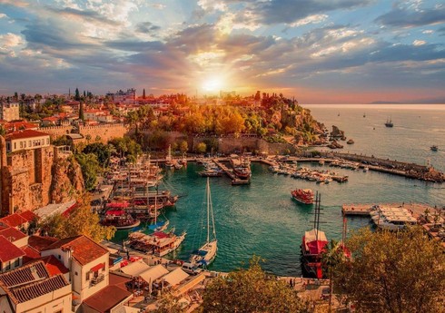 Azərbaycan ötən il Antalyada şirkət açan ölkələr arasında ilk beşlikdə yer alıb