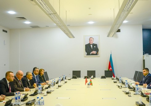 Azərbaycan Türkiyə ilə regionlararası forumun keçirilməsini müzakirə edib