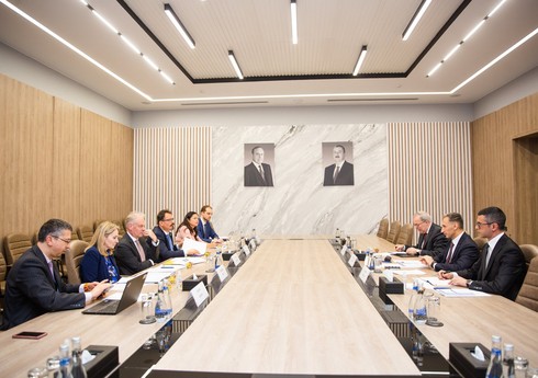 Azərbaycan və Aİ arasında Orta Dəhlizin inkişafı məsələləri müzakirə edilib