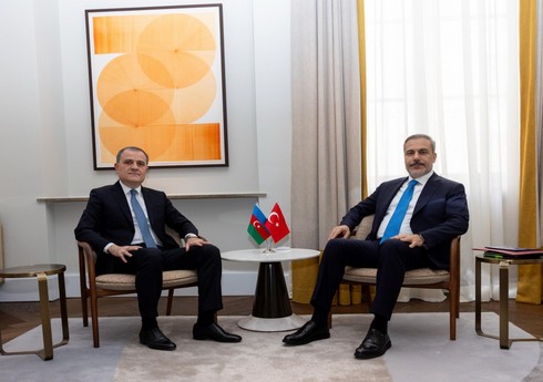 Azərbaycan və Türkiyə XİN başçıları görüşüblər