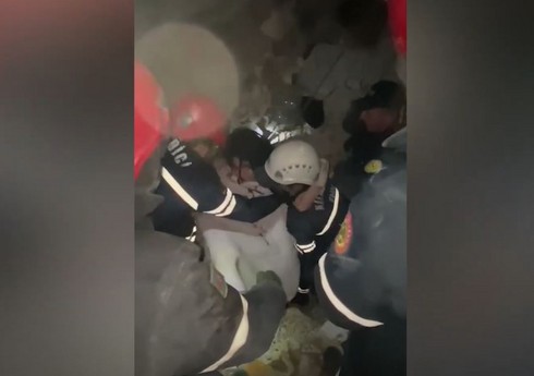 Azərbaycan xilasediciləri 26 nəfəri sağ, 47 nəfərin isə cəsədini çıxarıb