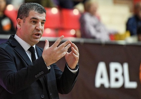 Azərbaycan yığmasının baş məşqçisi: 