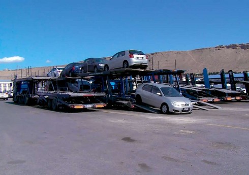 Azərbaycana idxal edilən avtonəqliyyat vasitələrinin rəsmiləşdirilməsi asanlaşdırılır