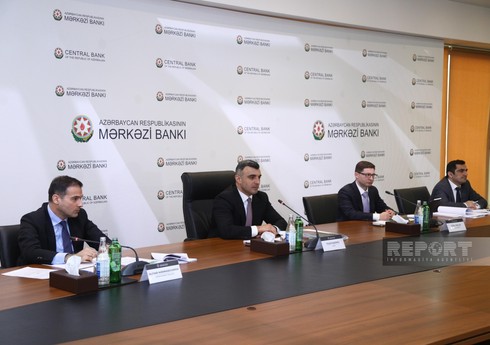 Azərbaycanda bankların əmanətçilərinin sayı 40 %-dən çox artıb