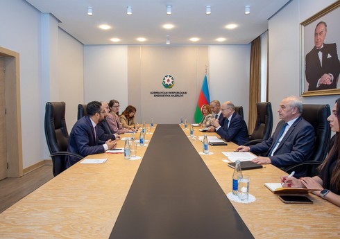 Azərbaycanda bərpa olunan enerji stansiyalarının şəbəkəyə inteqrasiyası üzrə Dövlət Proqramı hazırlanır