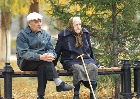 Azərbaycanda bu il üzrə kişilərin və qadınların pensiya yaşı məlum olub Azərbaycanda bu il üzrə kişilərin və qadınların pensiya yaşı məlum olub