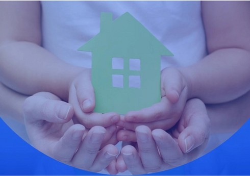 Azərbaycanda daha 3 uşaq himayədar ailələrə verilib