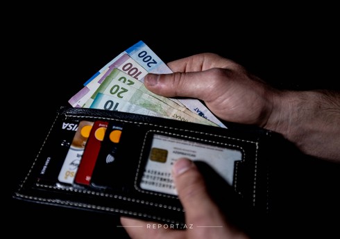 Azərbaycanda orta aylıq əməkhaqqı 8 % artıb