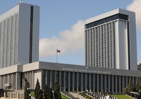 Azərbaycanlı deputatlar Belarusda keçiriləcək seçkiləri müşahidə edəcəklər Azərbaycanlı deputatlar Belarusda keçiriləcək seçkiləri müşahidə edəcəklər