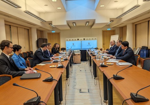 Azərbaycanla Macarıstan arasında ilk konsulluq məsləhətləşmələri keçirilib