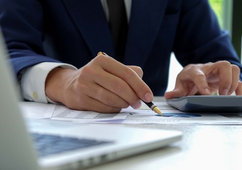 Azərbaycanın icmal büdcəsində 11 milyard manat profisit yaranıb