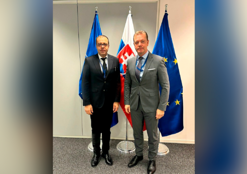 Azərbaycanın NATO-dakı təmsilçisi slovakiyalı həmkarı ilə Bratislavanın əlaqələndirici səfirlik rolunu müzakirə edib