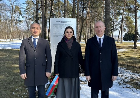 Azərbaycanın Sloveniyadakı səfiri Xocalı soyqırımı qurbanlarının xatirəsini yad edib