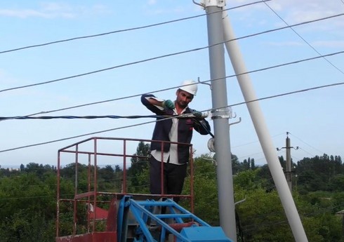 “Azərişıq” Xaçmazda 5 kəndin elektrik şəbəkəsini yenidən qurub