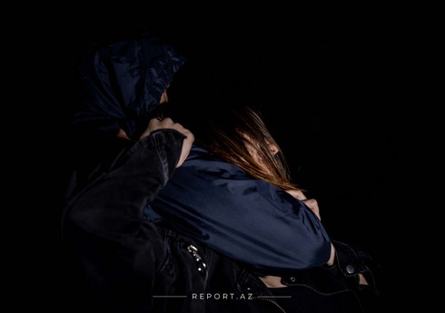 Bacısını boğaraq öldürməkdə təqsirləndirilən şəxsin məhkəməsi: 