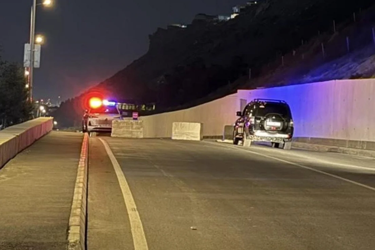 Badamdar yamacında sürüşmə təhlükəsi yarandı, yol bağlandı