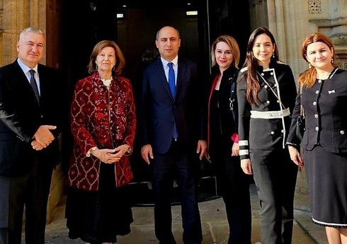 Bakı ilə London arasında təhsil sahəsində əməkdaşlıq müzakirə olunub