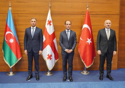 Bakı Limanı ilə Gürcüstan limanları arasında blok qatarı işləyə bilər